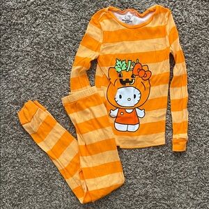 Hello Kitty Pajama Set